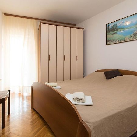 Apartmani Vera Crikvenica Bagian luar foto