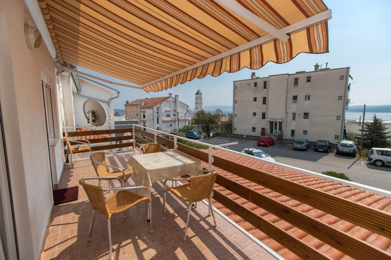 Apartmani Vera Crikvenica Bagian luar foto