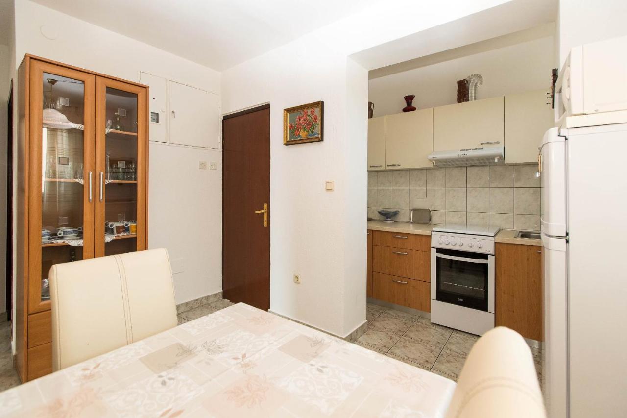 Apartmani Vera Crikvenica Bagian luar foto